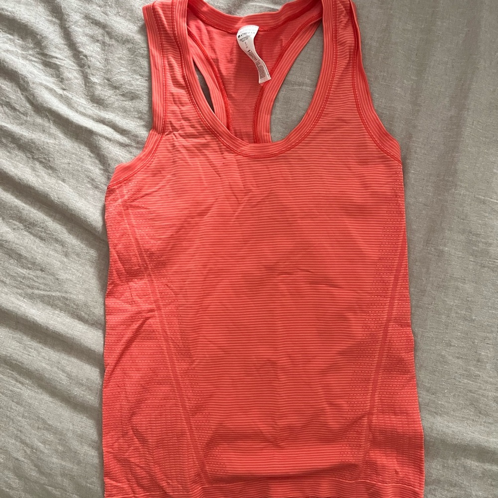 NEW Athleta tank size Small